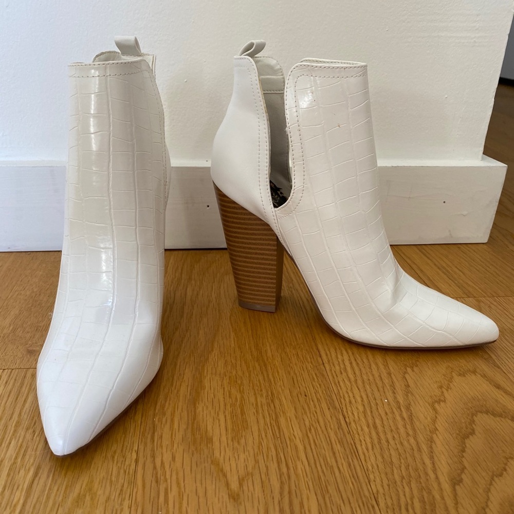JustFab By Jessie James Decker Booties